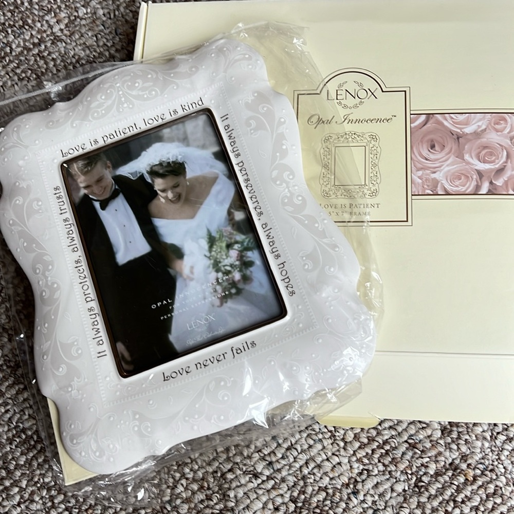 Lenox 5x7 Frame